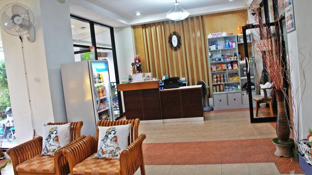 Benjamart Residence Hat Yai Bagian luar foto