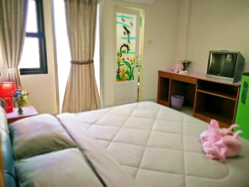 Benjamart Residence Hat Yai Bagian luar foto