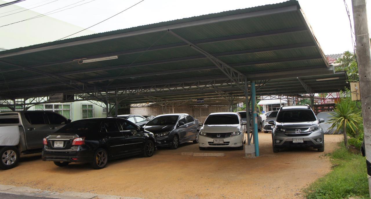 Benjamart Residence Hat Yai Bagian luar foto